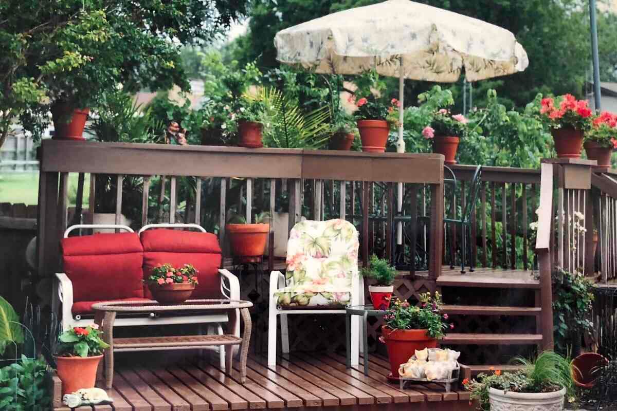 small deck beautiful garden home house